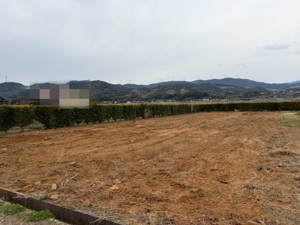 支柱撤去と整地後の様子